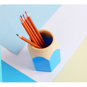 Q版铅笔造型笔筒